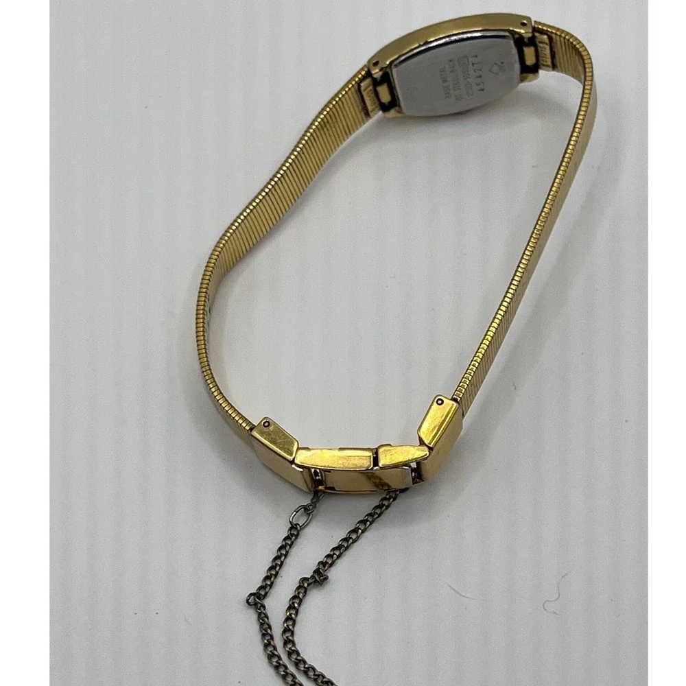 Seiko Watch Womens OS Gold Good Vintage Quartz Tonneau 2C20-5559 Safety Chain